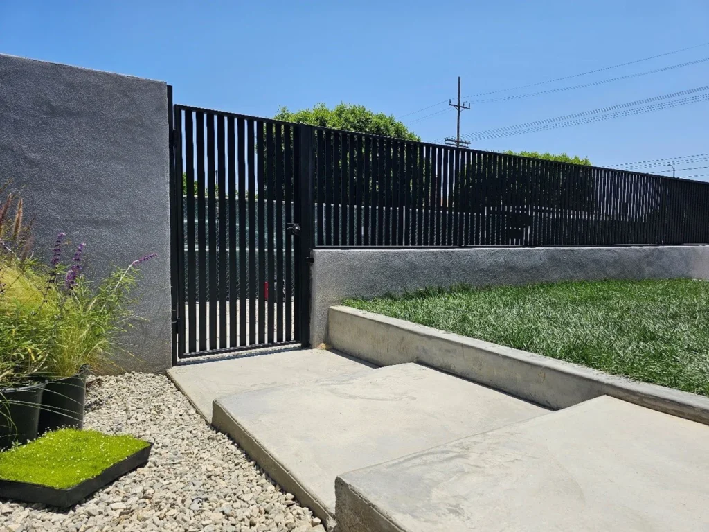 Fireproof+gate