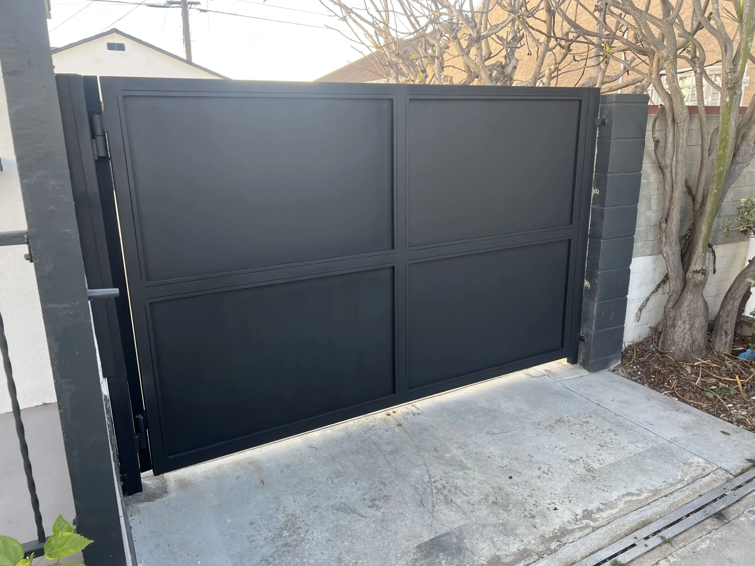 Gate Repair in Santa Monica specialist fixing faulty gate motor during emergency service call
